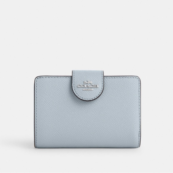 NWT Coach Outlet Medium Corner Zip Wallet CN394 - Picture 1 of 7